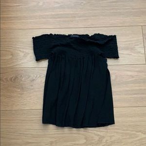 Brandy Melville Off the shoulder